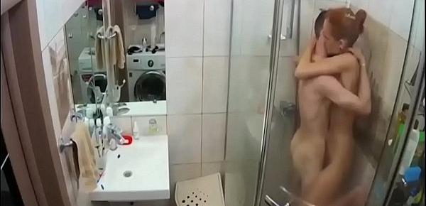  Italiano teen cums nella sua fidanzata vagina